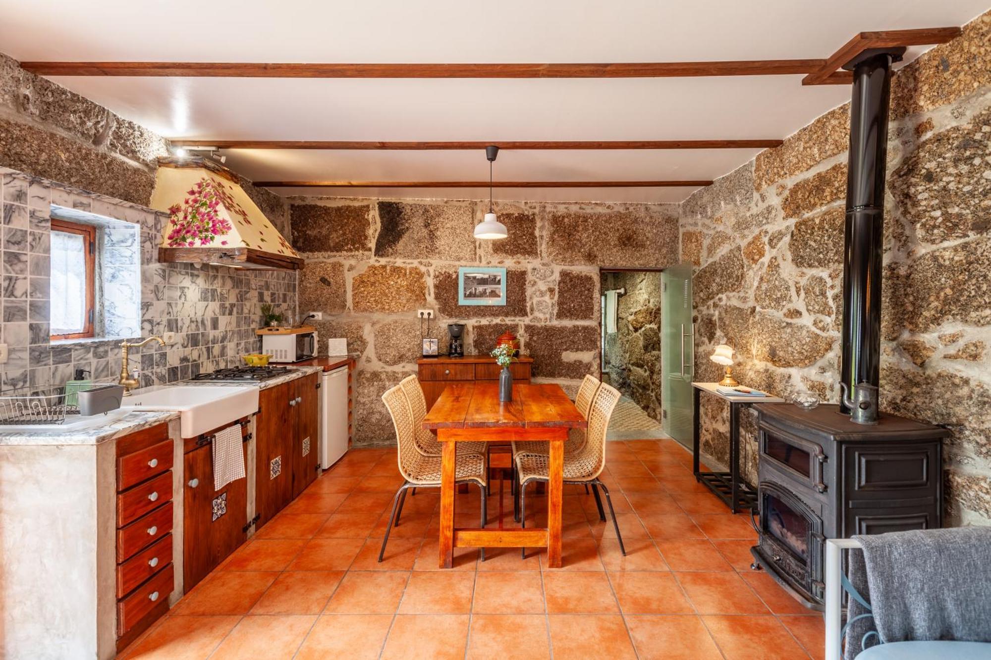 הוילה גימראייש Casa Da Benfeitoria מראה חיצוני תמונה