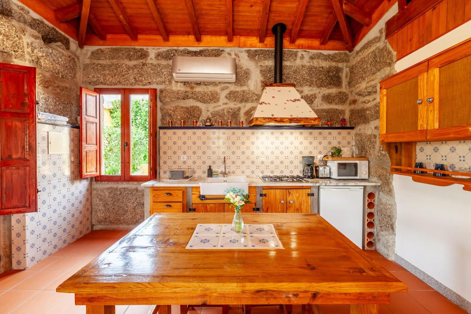 הוילה גימראייש Casa Da Benfeitoria מראה חיצוני תמונה