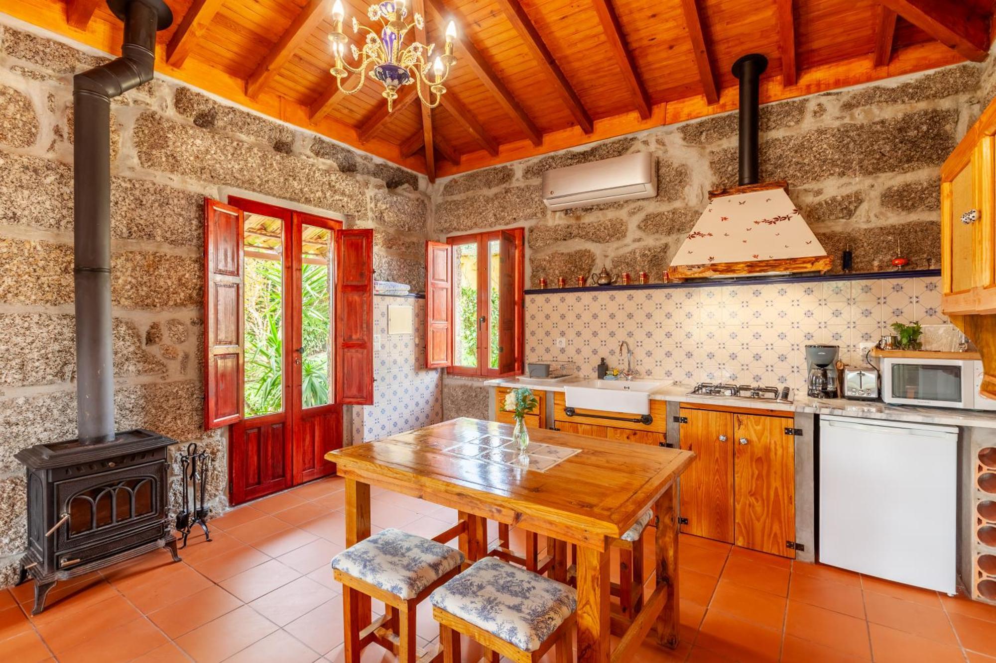 הוילה גימראייש Casa Da Benfeitoria מראה חיצוני תמונה
